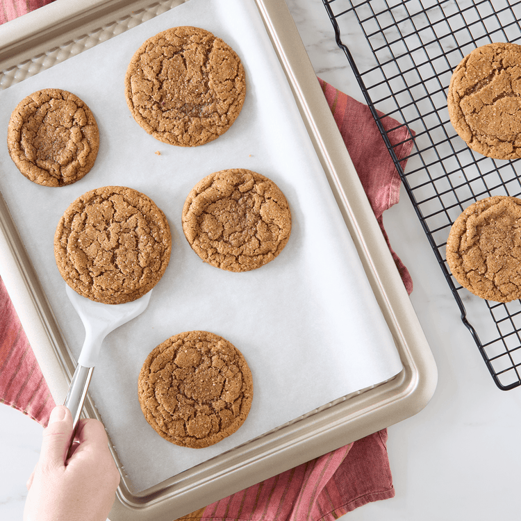 Nonstick Carbon Steel Cookie Sheet and Cooling Rack Set