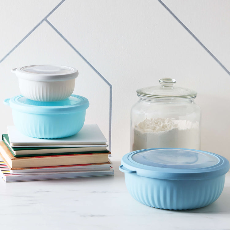 Shallow Mixing/Storage Bowls with Lids (Set of 4)