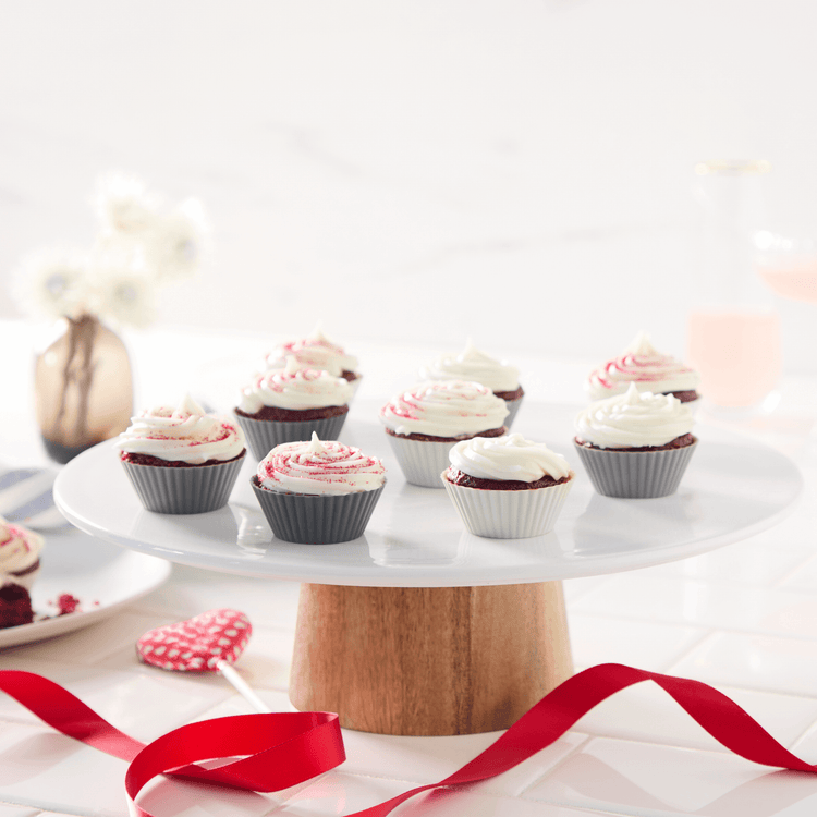 10” Ceramic & Wood Cake Stand