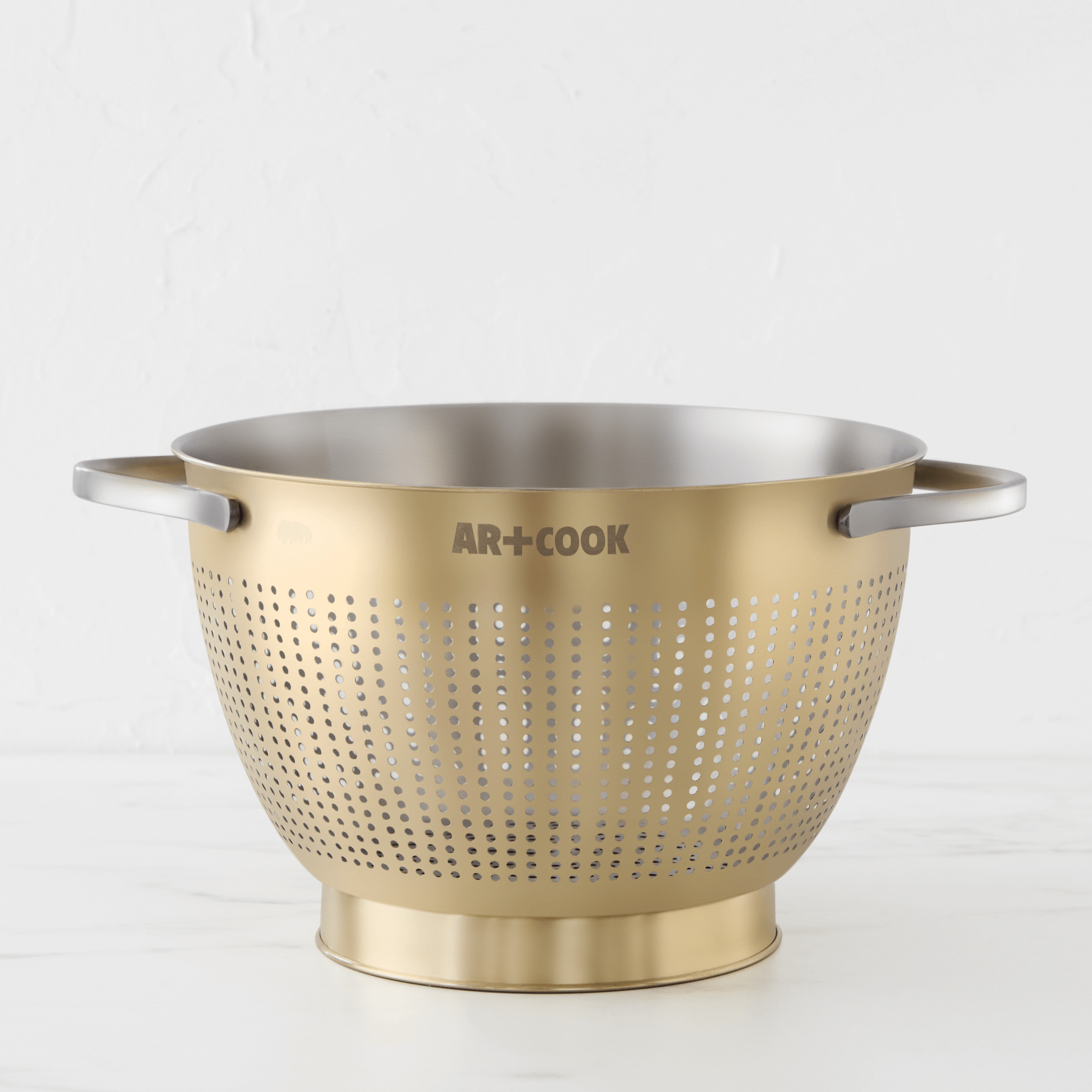 Stainless steel colander outlet target