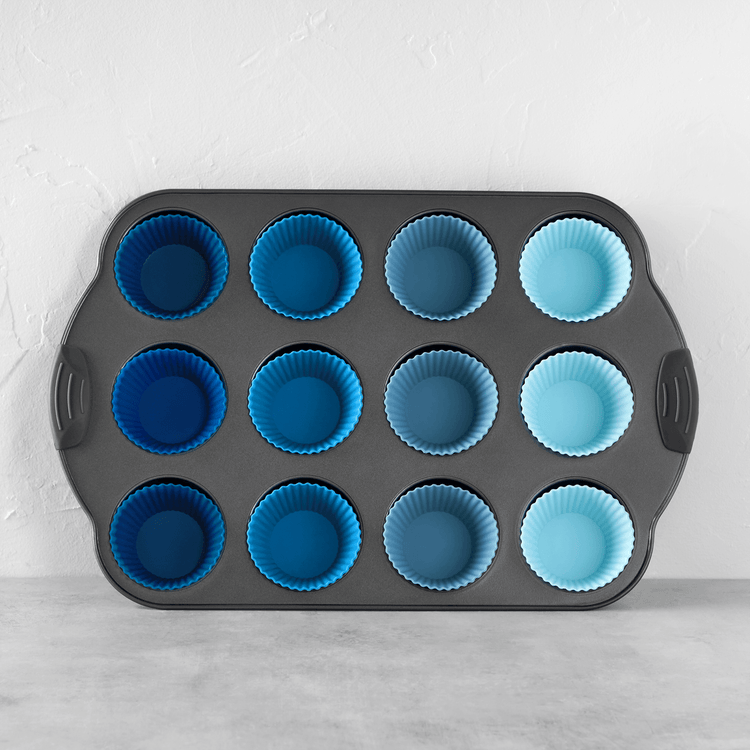 Standard Muffin Pan with Removable Silicone Liners (13-Piece Set)