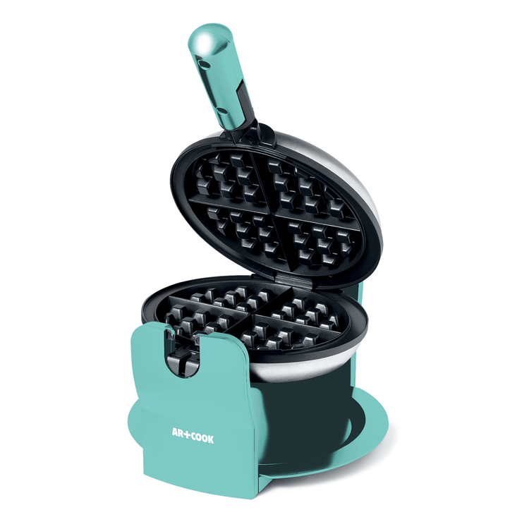 Flip Belgian Waffle Maker