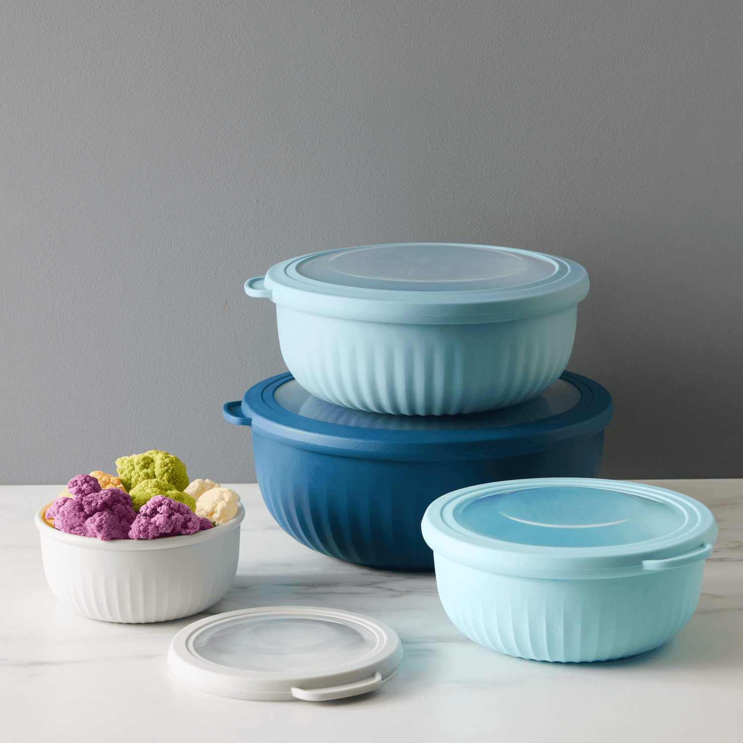 Cook with Color Mixing Bowls - 4 Piece Nesting Plastic Mixing Bowl Set with Pour Spouts and Handles (Ombre Blue)