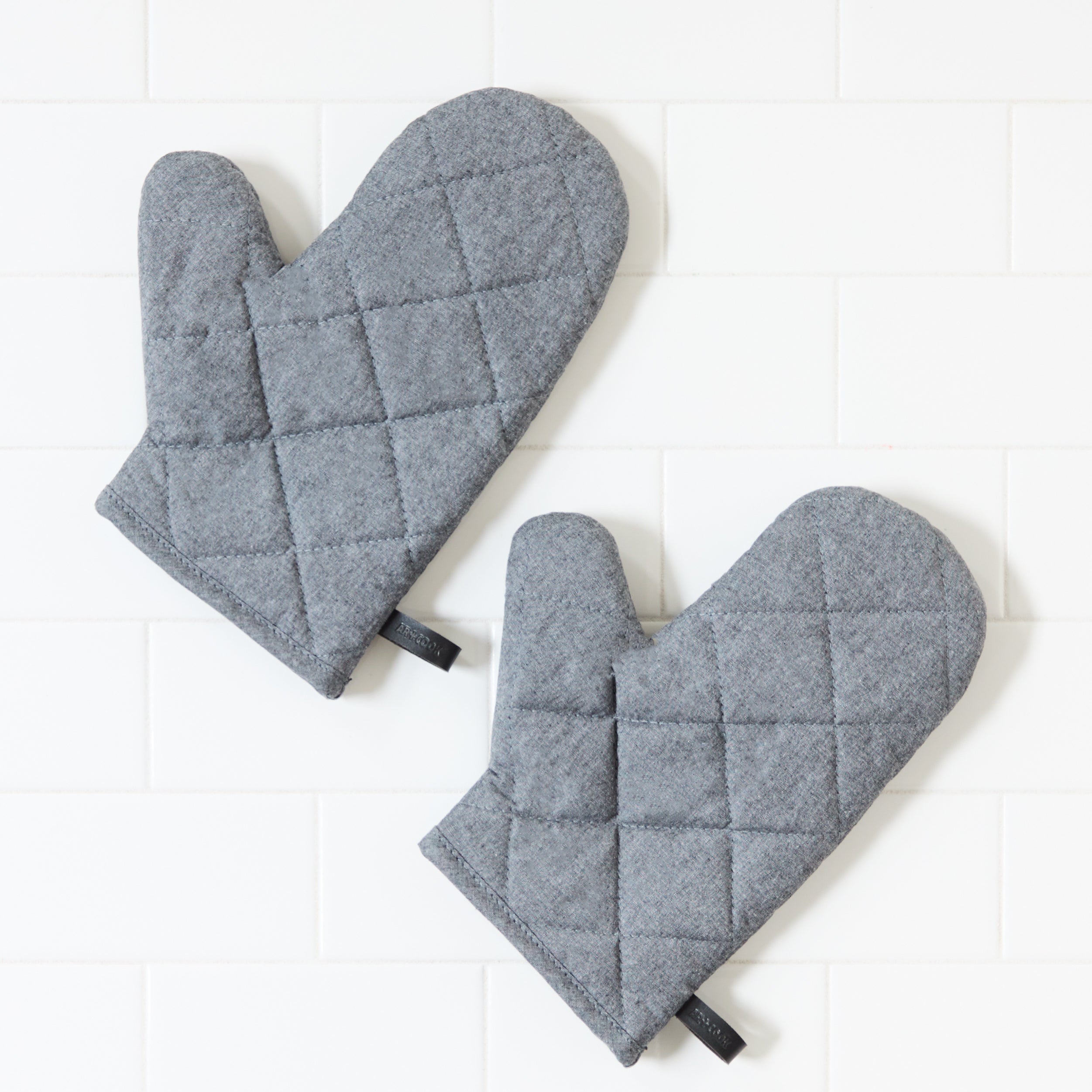 Chambray Oven Mitts (Set of 2)